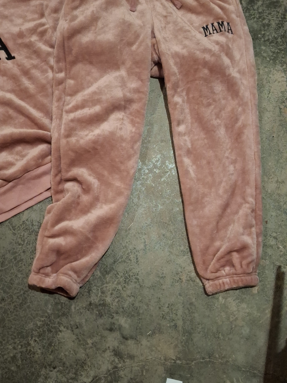 Cozy 'MAMA' Hoodie & Jogger Set - Dusty Rose - Picture 4 of 16